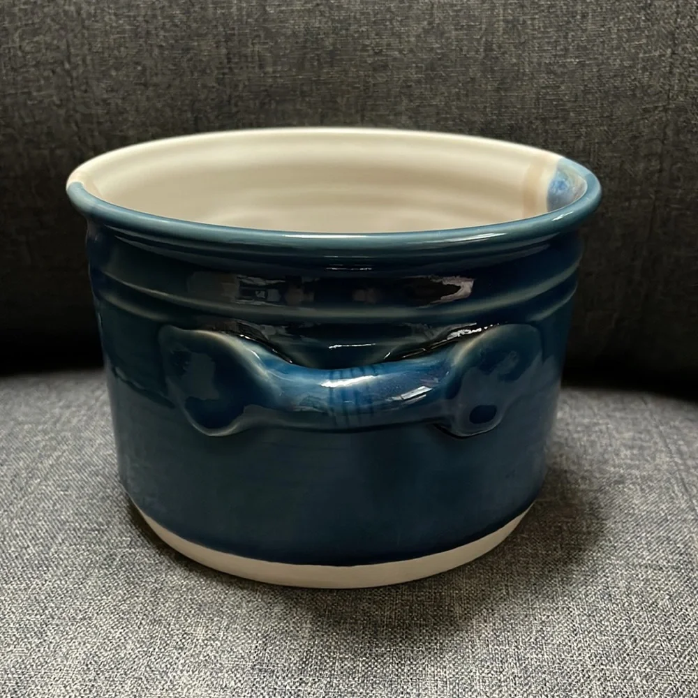 Walt Hartman Stoneware Clay Pottery Handmade Pot